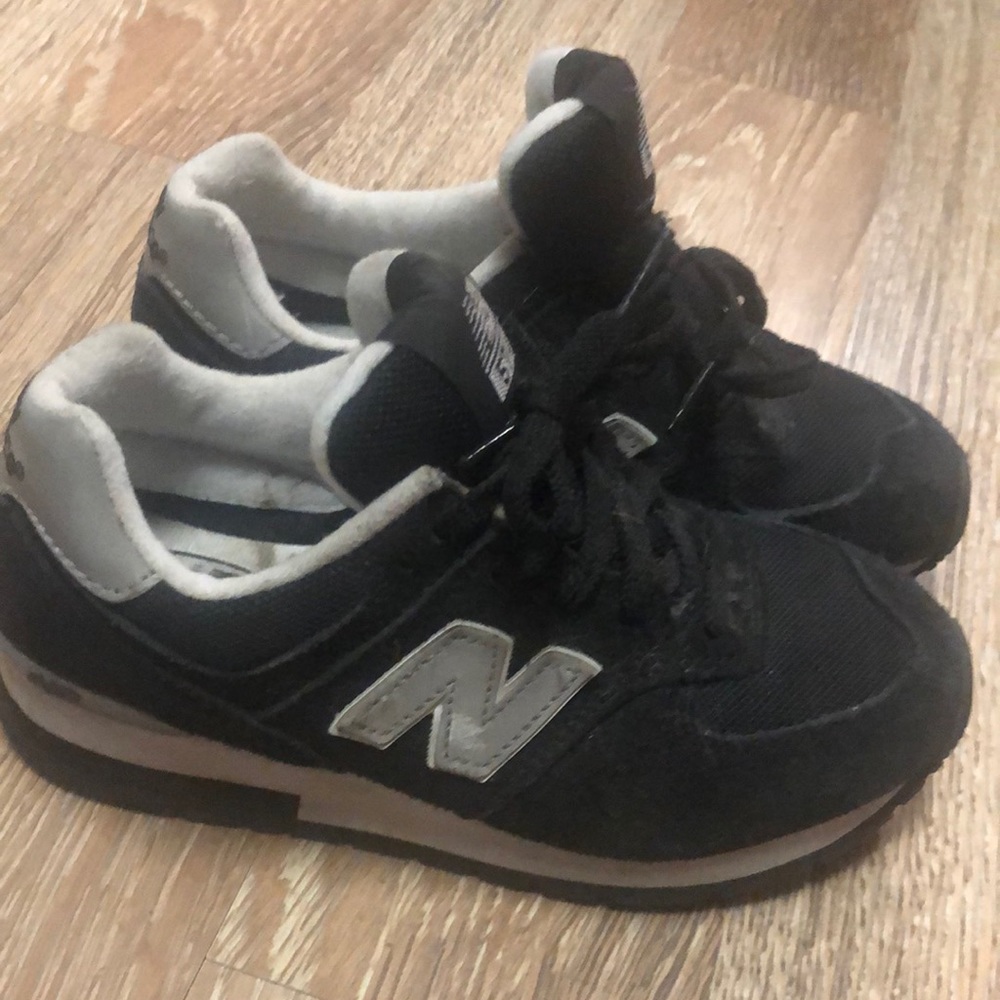 New balance boys sneakers